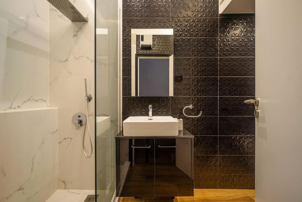 Super Stylish Apartments In The Heart Of Athens! Eksteriør bilde